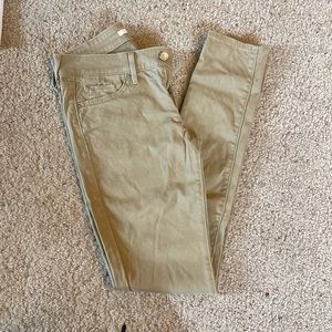 Size 25 Levi khaki skinny jeans